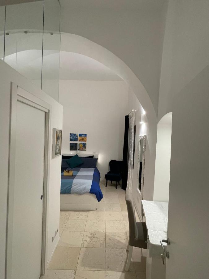 Arco Di Levante Bari Bagian luar foto